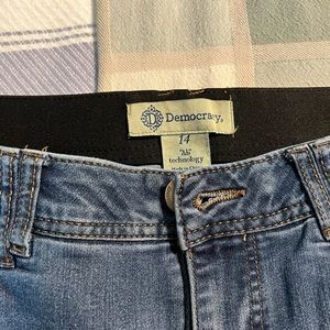 Democracy Jeans